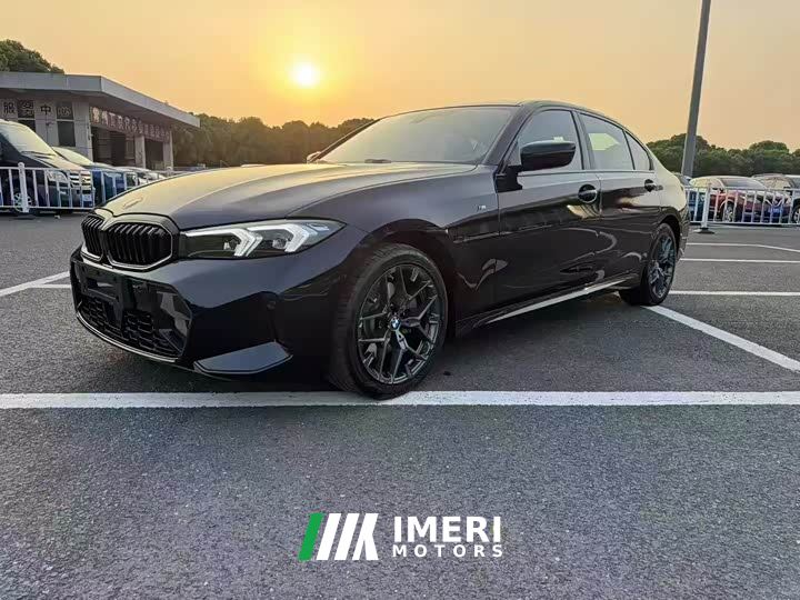 BMW 3 Series 330i M Sport Night Edition Package