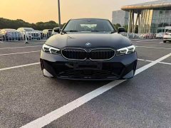 BMW 3 Series 330i M Sport Night Edition Package - ფოტო 2