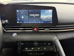 Hyundai Elantra 1.5L CVT 20th Anniversary Edition - ფოტო 16