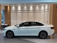 Volkswagen Sagitar 300TSI DSG Excellence Edition - ფოტო 4