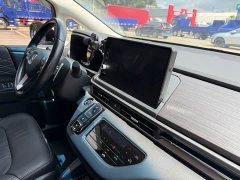 Honda Odyssey 2.0L e:HEV Luxury - ფოტო 13