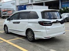 Honda Odyssey 2.0L e:HEV Luxury - ფოტო 5