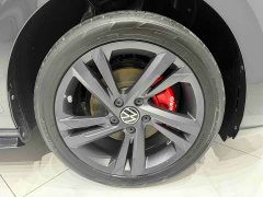 Volkswagen Golf 280TSI DSG Pro - ფოტო 19