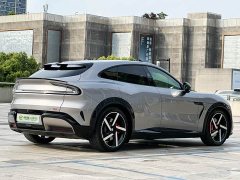 Xiaomi YU7 Four-Wheel Drive Max Edition - ფოტო 6
