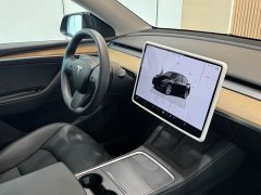 Tesla Model Y 2022 Facelift Rear-Wheel Drive - ფოტო 10