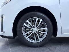 Buick GL8 ES Luxe Enjoyment Edition - ფოტო 10