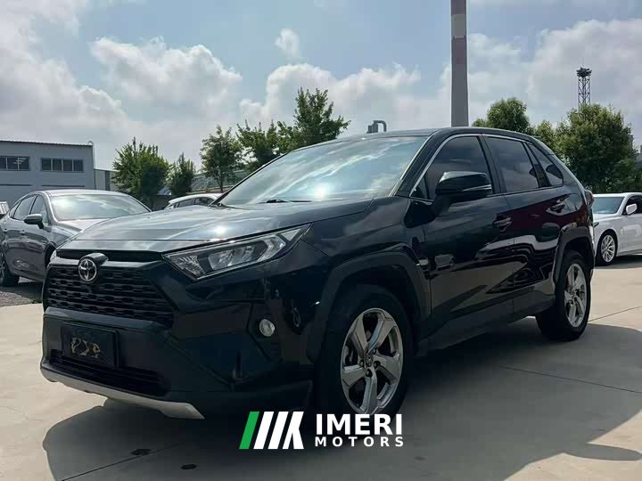 Toyota RAV4 2.0L CVT FWD Fashion Plus - ავტომობილი ჩინეთიდან
