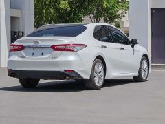 Toyota Camry 2.5G Luxury - ფოტო 10