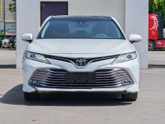 Toyota Camry 2.5G Luxury - ფოტო 2