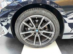 BMW 3 Series 320Li M Sport Package - ფოტო 4