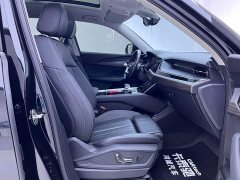 Audi Q6 2023 40 TFSI quattro Cloud View Feather Forest Package - ფოტო 18