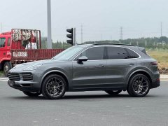 Porsche Cayenne 3.0T Platinum Edition - ფოტო 1