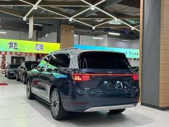 AITO M9 Extended Range Ultra 52kWh 6-Seater - ფოტო 4