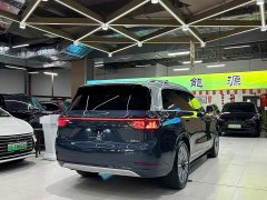 AITO M9 Extended Range Ultra 52kWh 6-Seater - ფოტო 5