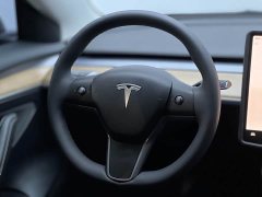 Tesla Model 3 Rear-Wheel Drive - photo 8