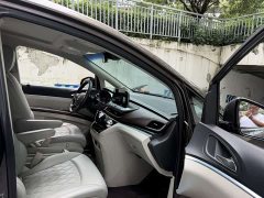 Buick GL8 Land Business Class Smart Edition - ფოტო 11