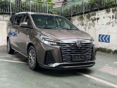 Buick GL8 Land Business Class Smart Edition - ფოტო 2