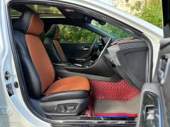 Toyota Avalon Hybrid 2.5L XLE Premium - ფოტო 10