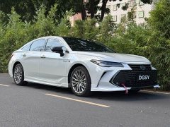 Toyota Avalon Hybrid 2.5L XLE Premium - ფოტო 3