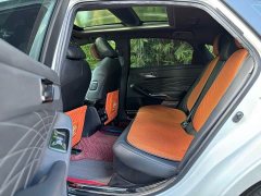 Toyota Avalon Hybrid 2.5L XLE Premium - ფოტო 9