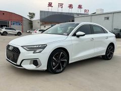 Audi A3 A3L Limousine 35 TFSI Fashion Sport - ფოტო 1