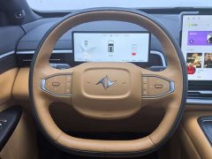 Dongfeng eπ008 210Max Extended Range 6-Seater - ფოტო 8