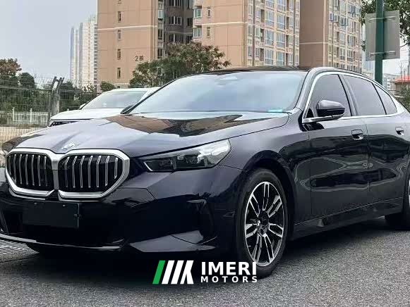 BMW 5 Series 530Li Premier M Sport Package - ავტომობილი ჩინეთიდან
