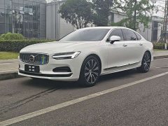 Volvo S90 2023 B5 Smart Luxury Edition - ფოტო 1