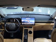 AITO Wenjie M5 Extended Range AWD Ultimate Edition - ფოტო 8