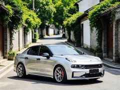 Lynk & Co Geely Lynk & Co 03 1.5T DCT Dynamic Plus - ფოტო 4