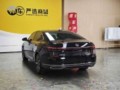 Volkswagen Passat Facelift 330TSI Luxury - ფოტო 4