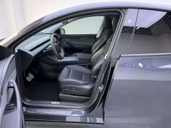 Tesla Model Y Rear-Wheel Drive - ფოტო 8