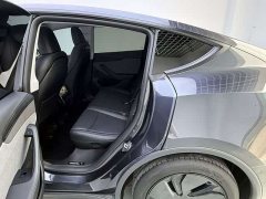 Tesla Model Y Rear-Wheel Drive - ფოტო 9