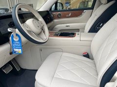 AITO M9 Extended Range Ultimate World Leader Extended 6-Seater - ფოტო 4