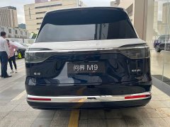 AITO M9 Extended Range Ultimate World Leader Extended 6-Seater - ფოტო 7
