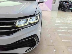 Volkswagen Tiguan L 2022 330TSI Automatic Two-Wheel Drive R-Line Flagship - ფოტო 11