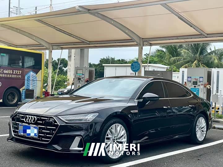Audi A7L 45 TFSI Luxury - ავტომობილი ჩინეთიდან