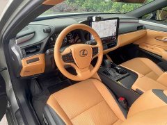 Lexus ES 2025 200 Premium Edition - ფოტო 11