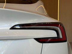 Tesla Model 3 Rear-Wheel Drive - фото 12