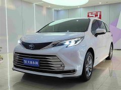Toyota Sienna 2.5L Hybrid Comfort Edition - ფოტო 1