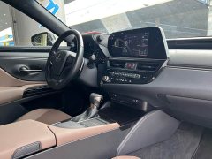 Lexus ES 2021 200 Premium Edition - ფოტო 11