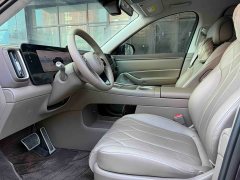 AITO M8 2025 Pure Electric Ultra 5-Seater AWD (192-Channel LiDAR) - ფოტო 8