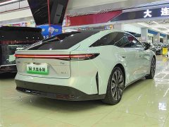 Toyota Platinum Wisdom 7 700 Max - ფოტო 14