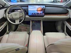 Toyota Platinum Wisdom 7 700 Max - ფოტო 6
