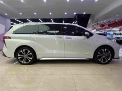 Toyota Grevias 2.5L Hybrid Premium VIP Edition - ფოტო 14