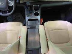 Toyota Grevias 2.5L Hybrid Premium VIP Edition - ფოტო 9