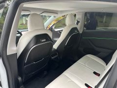 Tesla Model Y Long Range All-Wheel Drive - ფოტო 10