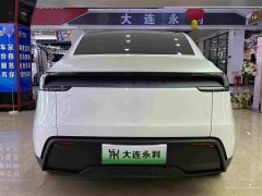 Tesla Model Y Rear-Wheel Drive - ფოტო 16