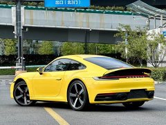 Porsche 911 Carrera 4 3.0T - ფოტო 7