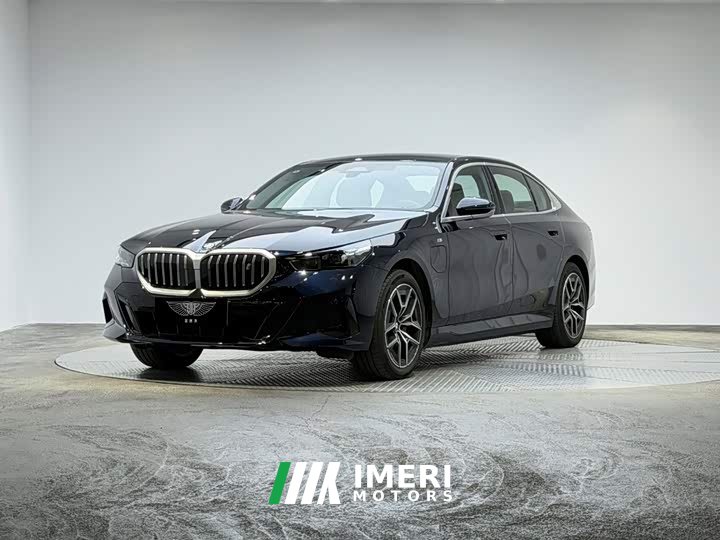 BMW i5 2025 eDrive 35L M Sport Package - ავტომობილი ჩინეთიდან